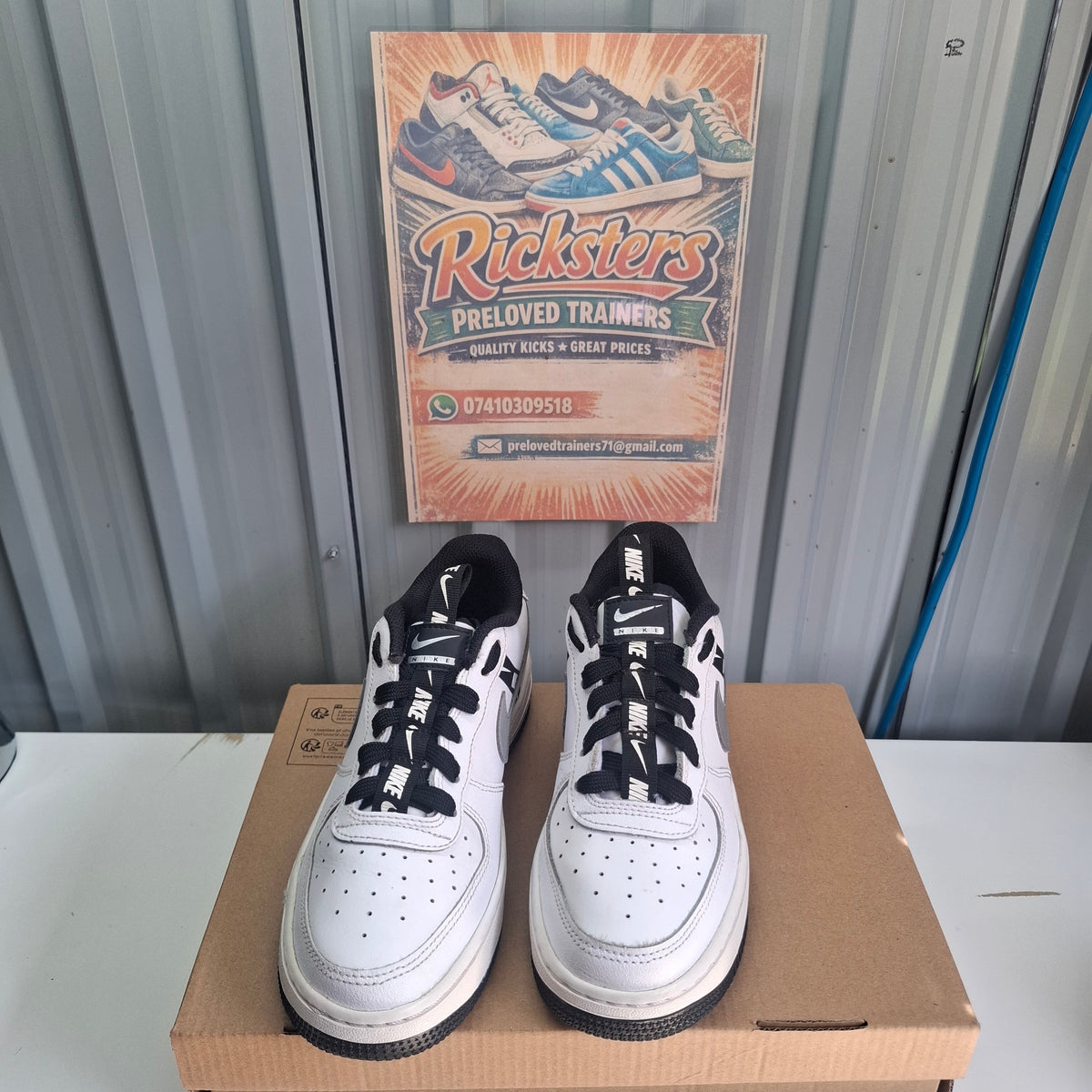 Nike Air Force 1 Low Trainers - White/Black, Very Good Condition UK 5