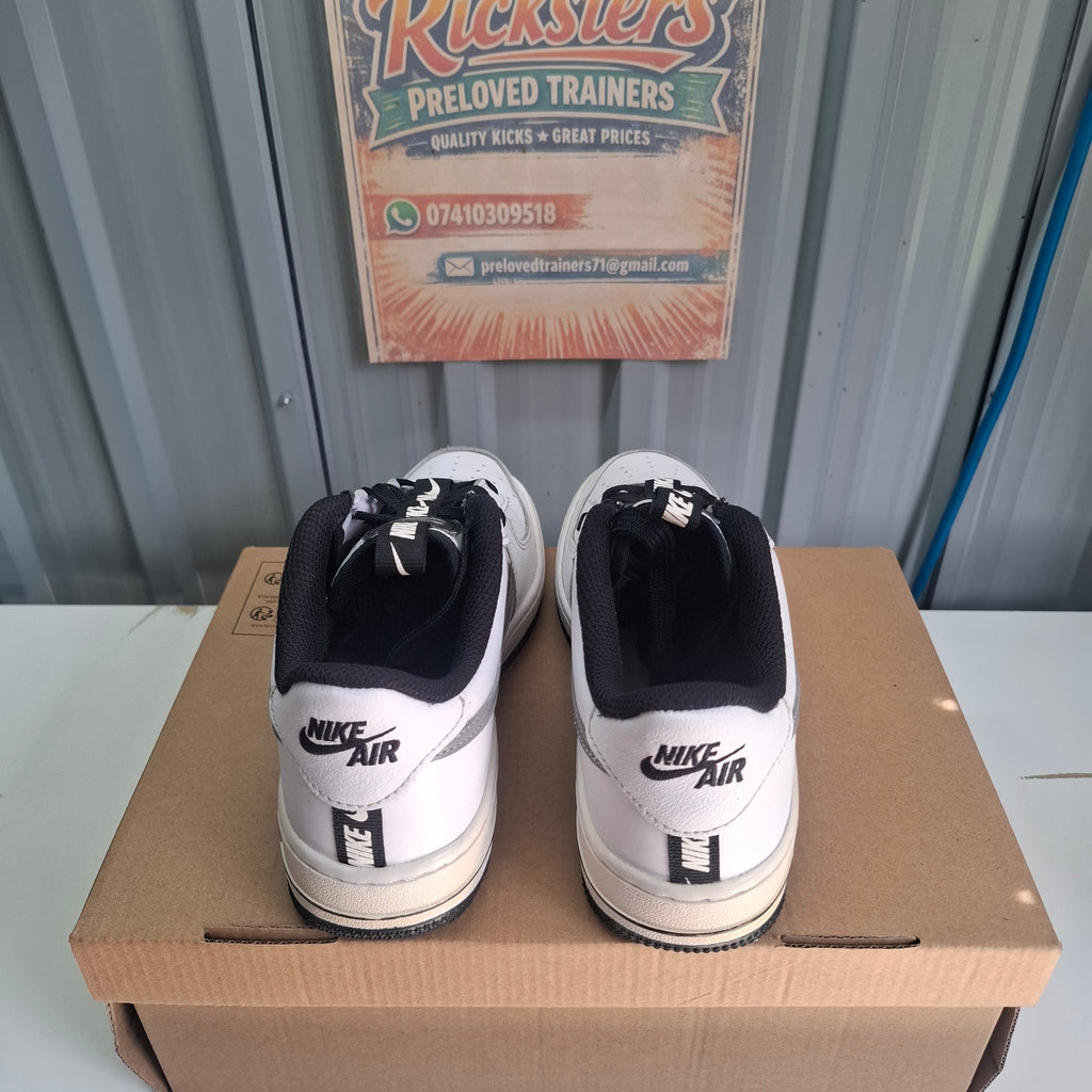 Nike Air Force 1 Low Trainers - White/Black, Very Good Condition UK 5