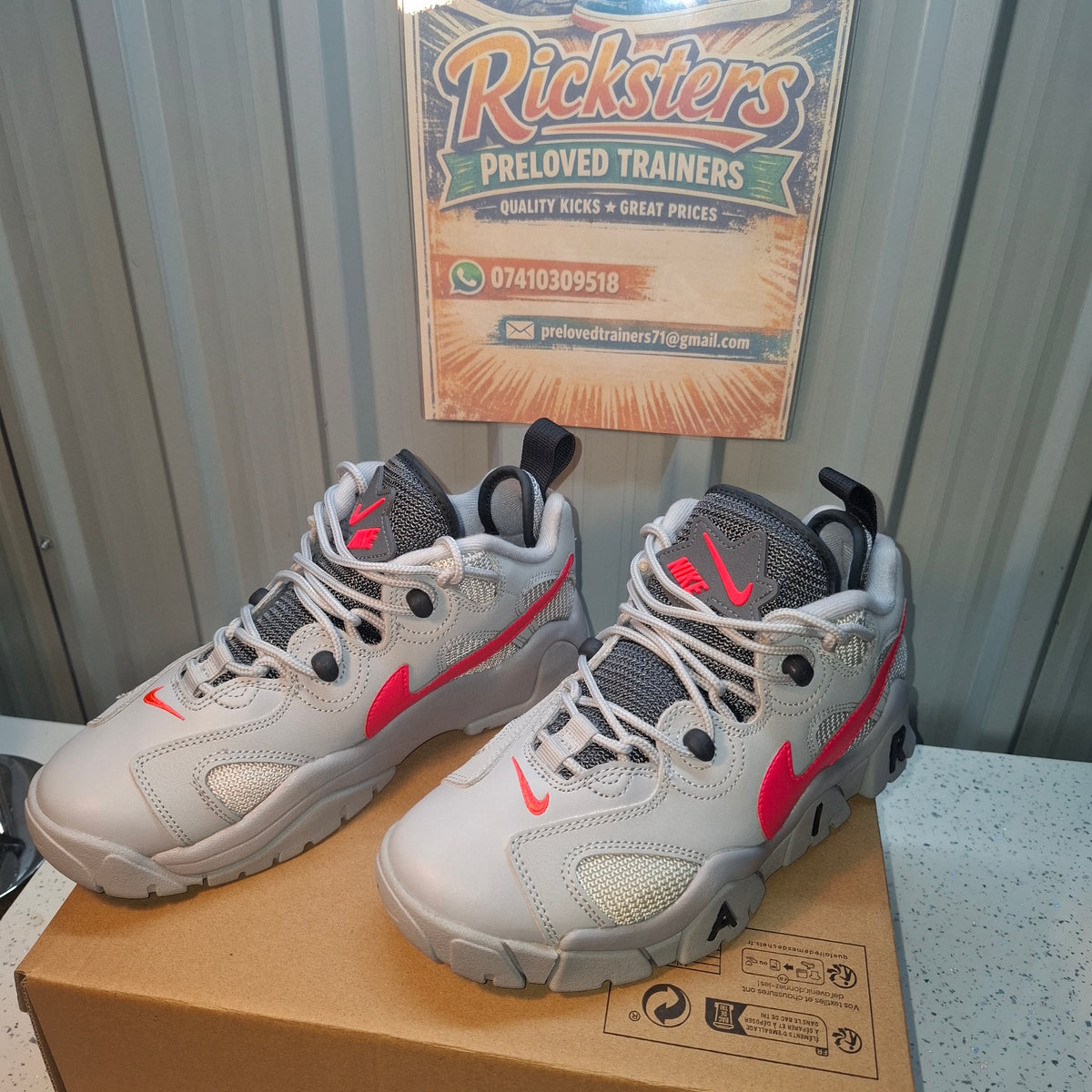 Nike Air Barrage Low Trainers – Grey/Red, UK 5.5