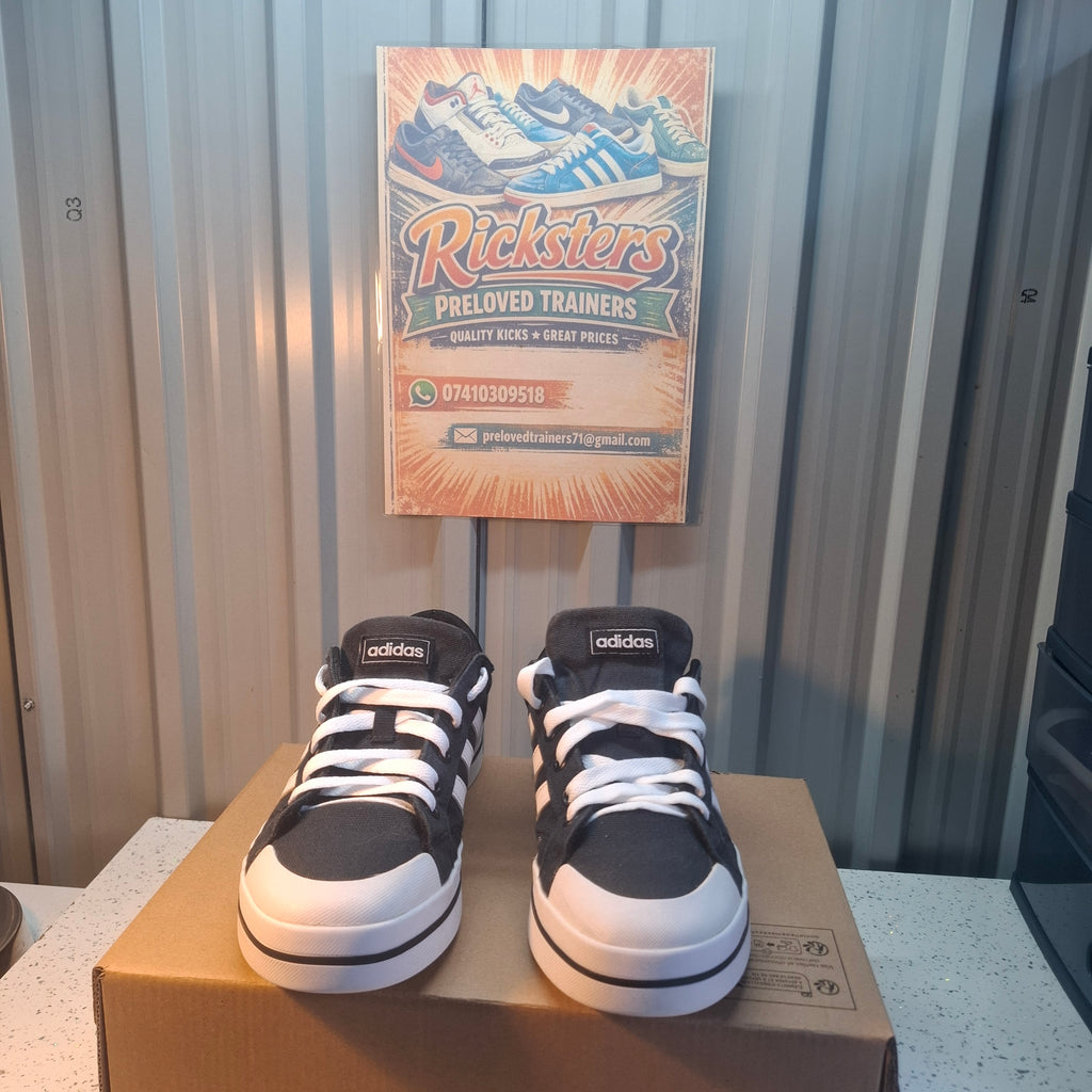 Adidas Bavara Trainers - Black & White, Very Good Condition UK 7