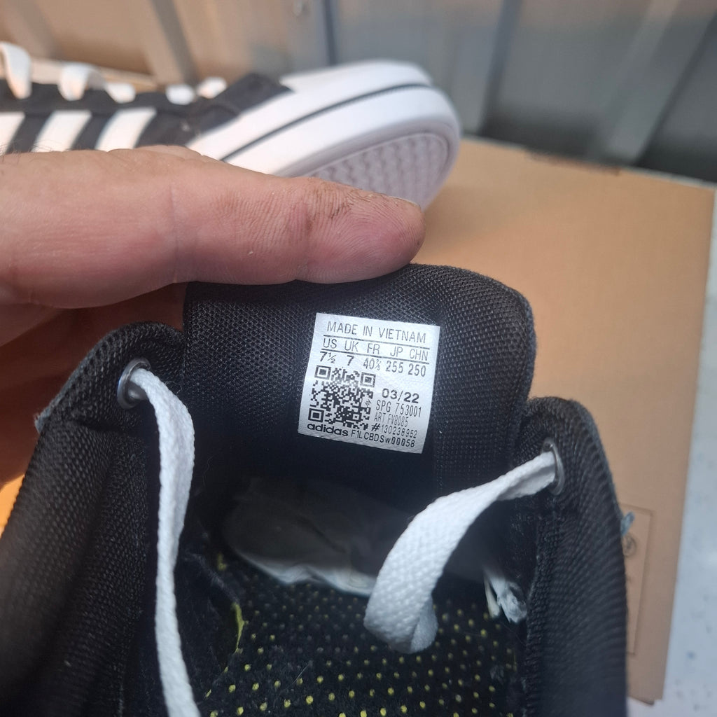 Adidas Bavara Trainers - Black & White, Very Good Condition UK 7