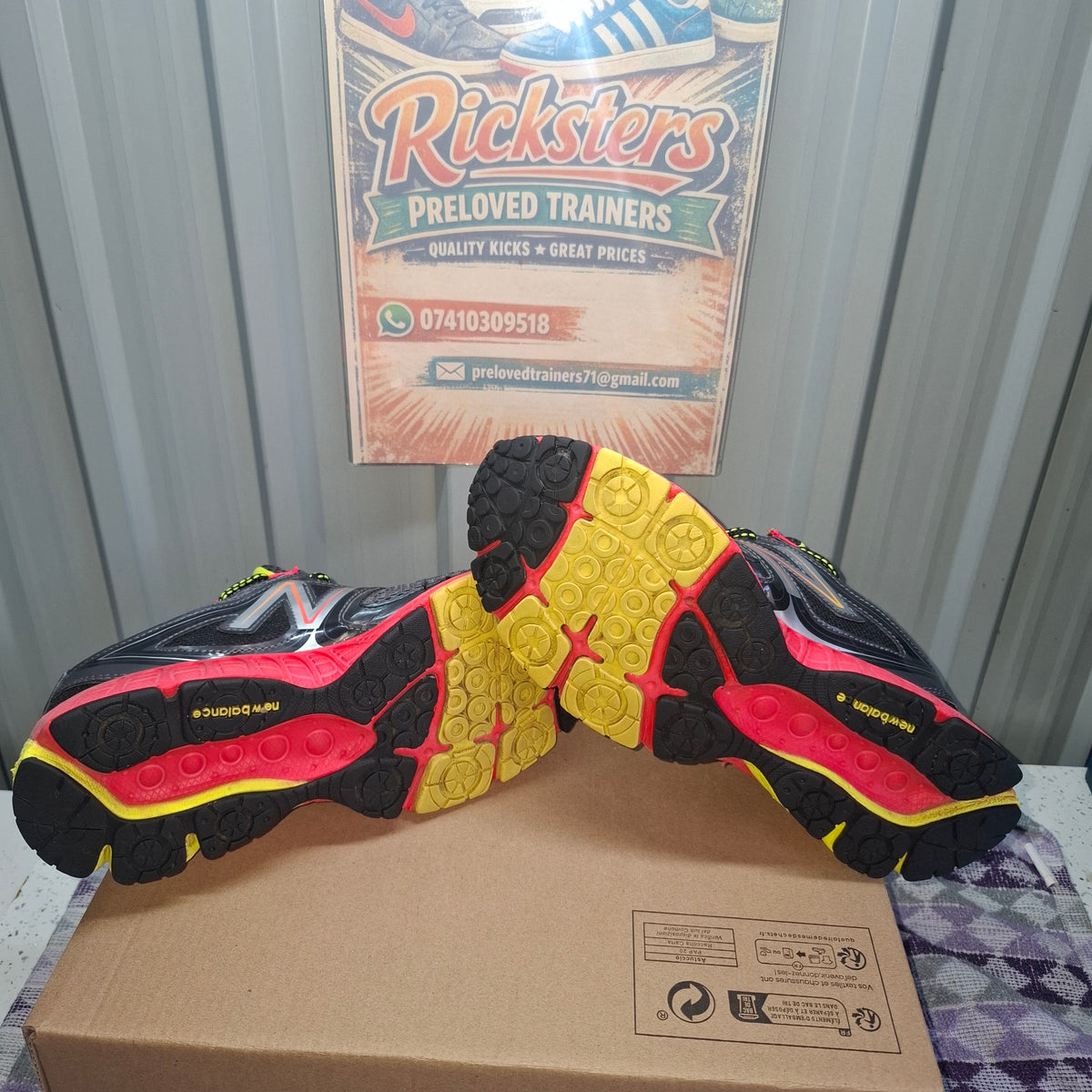 New Balance 860v8 Trainers - Good Condition, Black/Red/Yellow UK 5