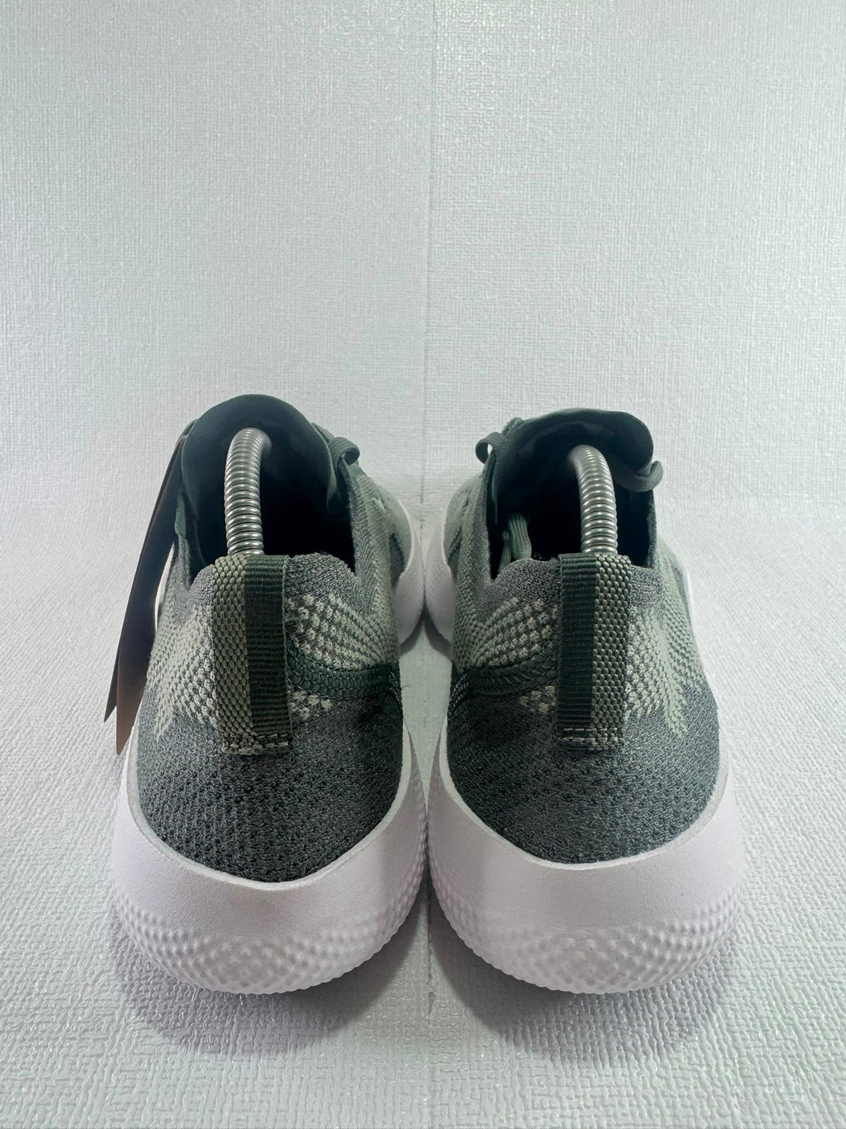Brand New Nike Men's Grey and Green Airmax Trainers, UK 10