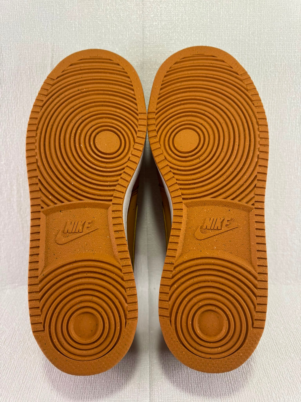 Nike Men's Yellow and Tan Trainers UK 7.5
