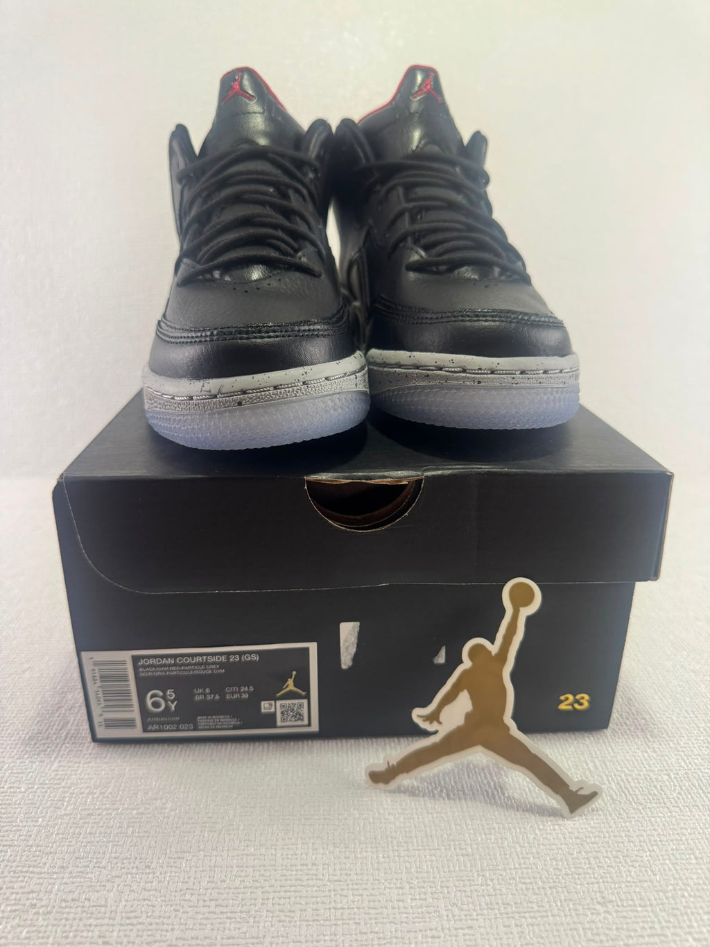 Black & Red Jordans, Brand with box, UK 6