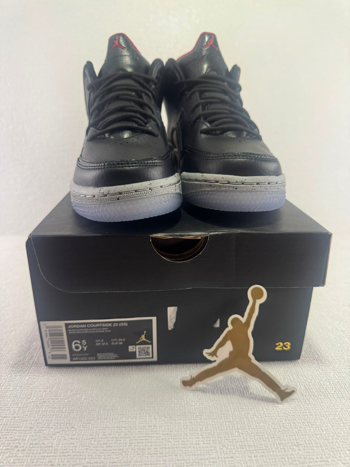 Black & Red Jordans, Brand with box, UK 6