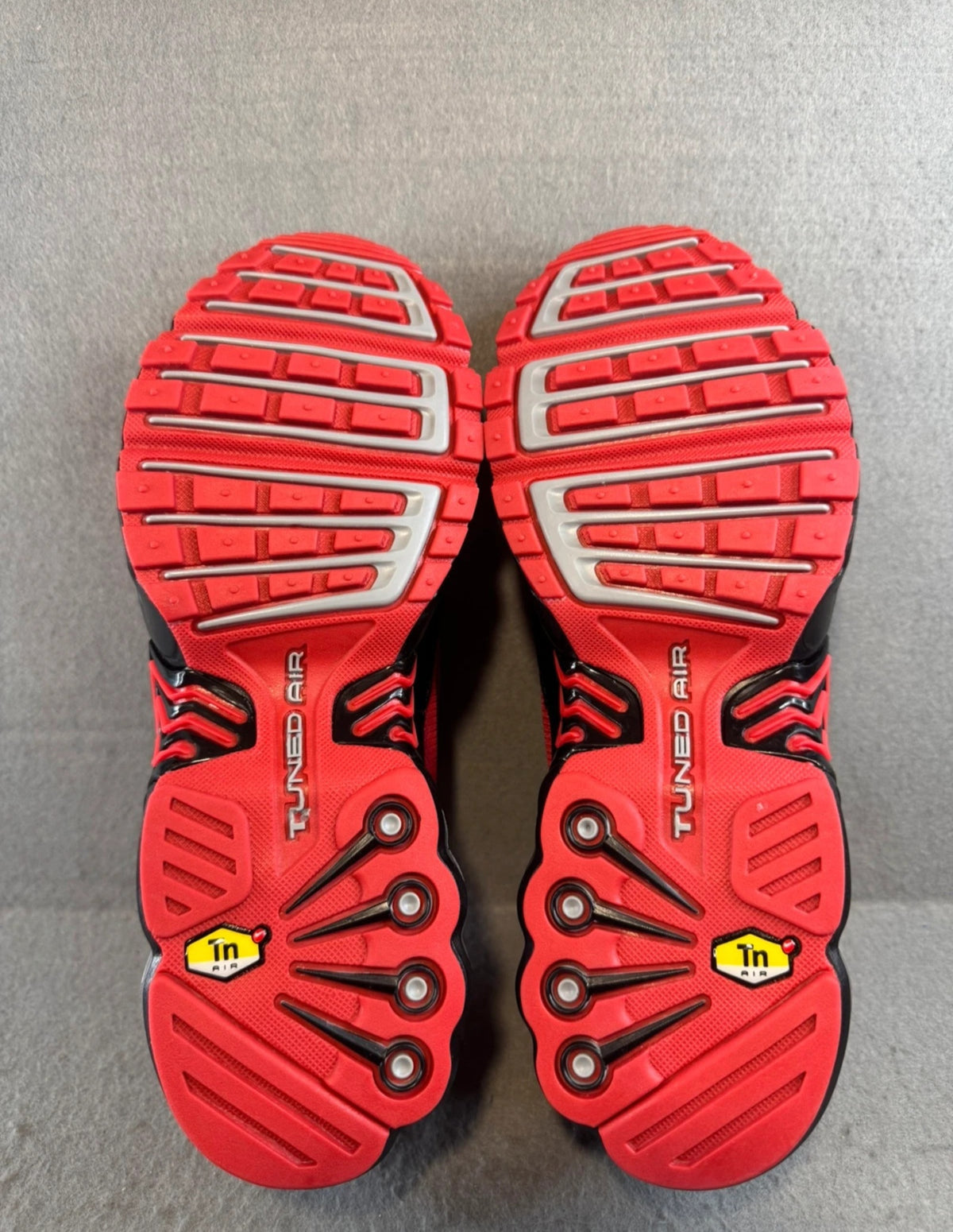Brand new Nike Airmax 3 Tn, UK 7.5